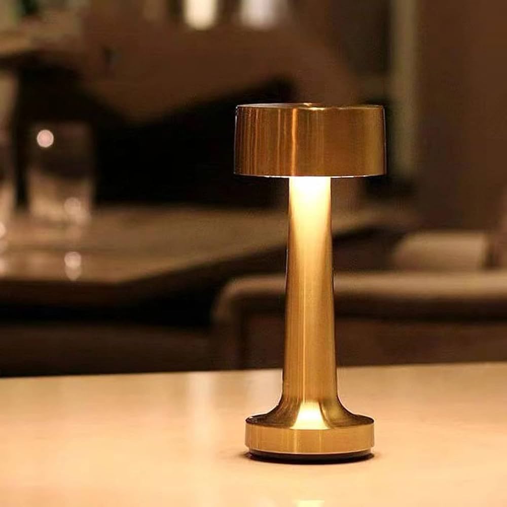 Bar & Restauraunt Table Lamp Ren