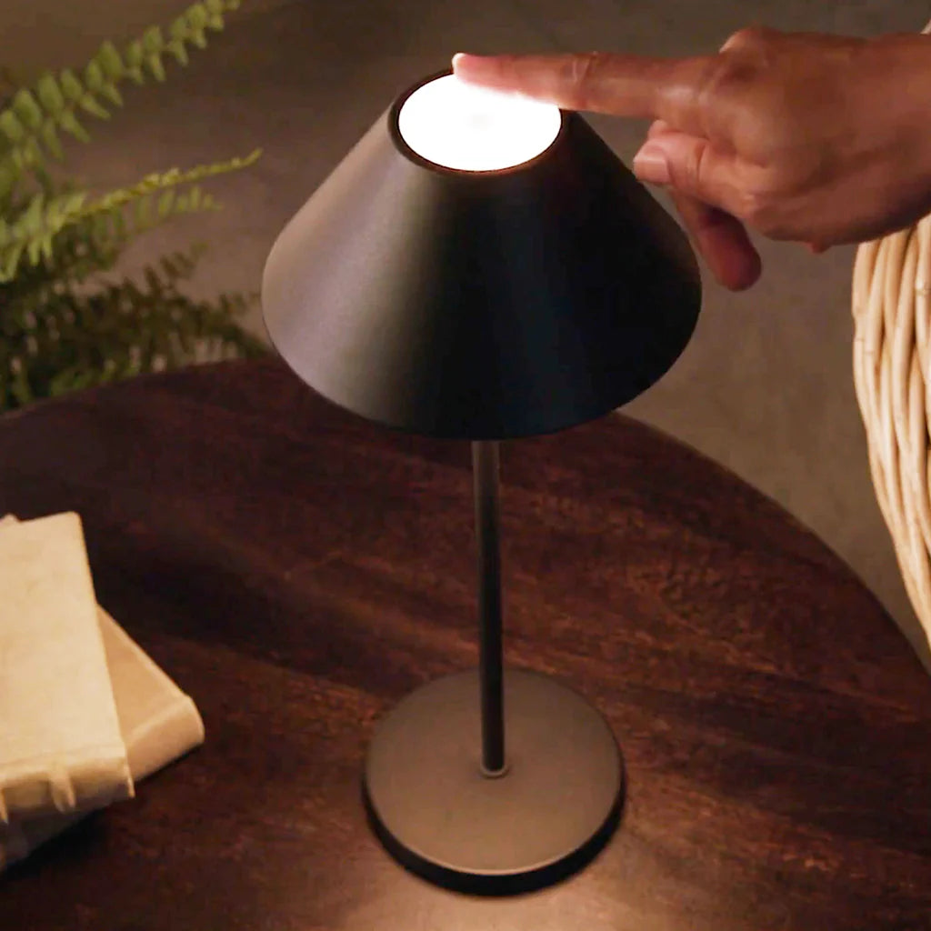 Aike - Cordless table lamp