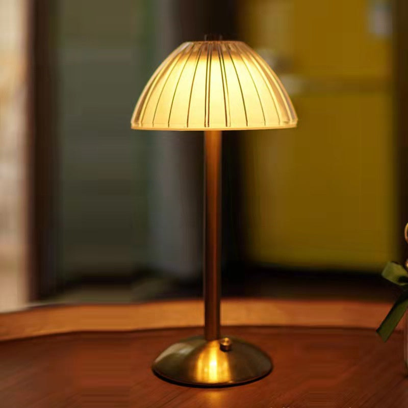 Vintage Portable Led Lamp Ivy